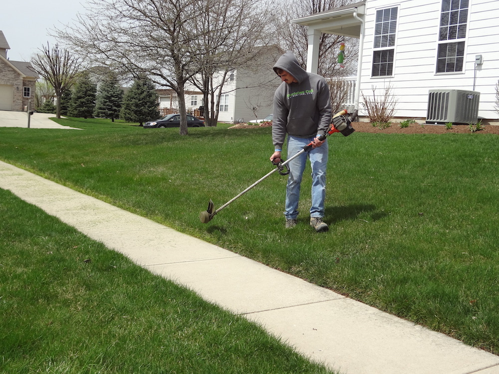 Indianapolis Lawn Care Services - Precision Cut Lawn Service